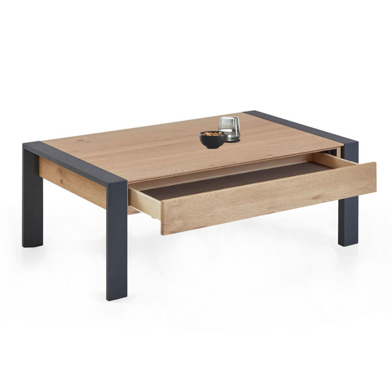 Moderner Couchtisch aus massiver Kerneiche Natur mit offenem Schubkasten auf vier Metallbeinen.