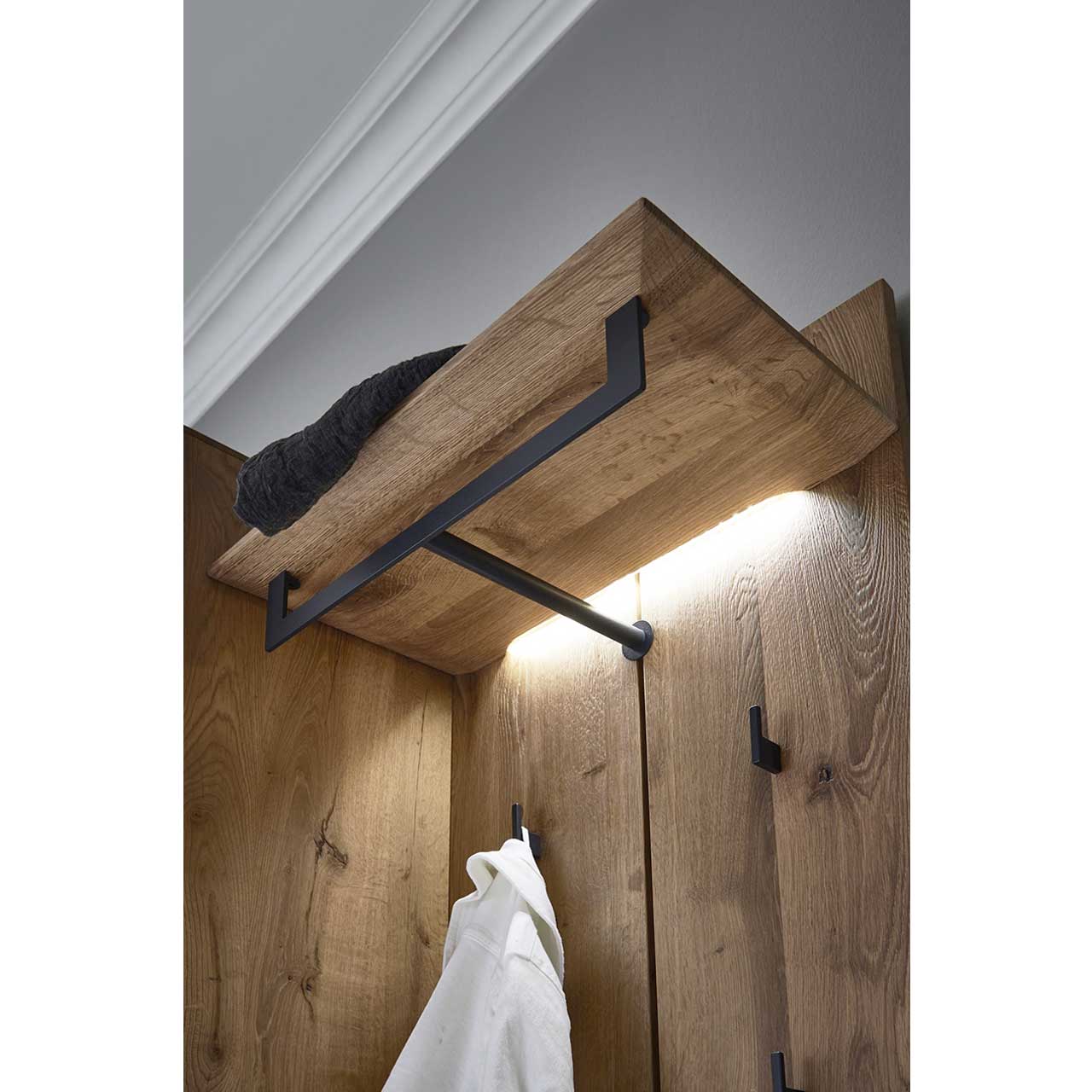 Hartmann Runa - Garderobe 8440 Nr. 112- Wandgarderobe 9061 - Detial