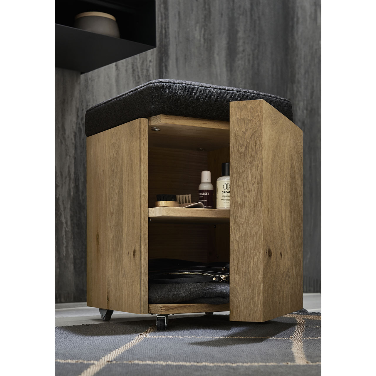 Hartmann Caya - Garderobe 7140 Nr. 115 - Sitzhocker 3041